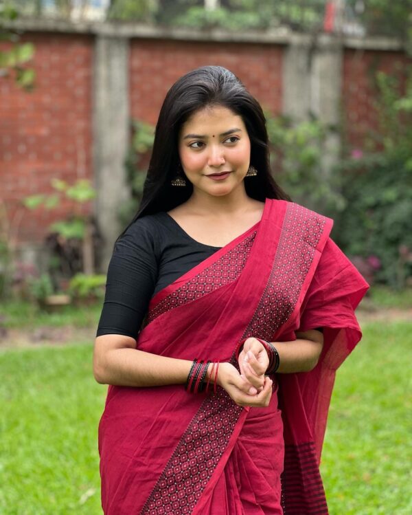 marron saree