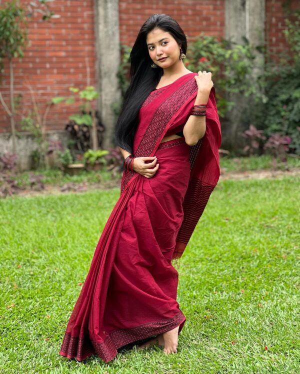 marron saree